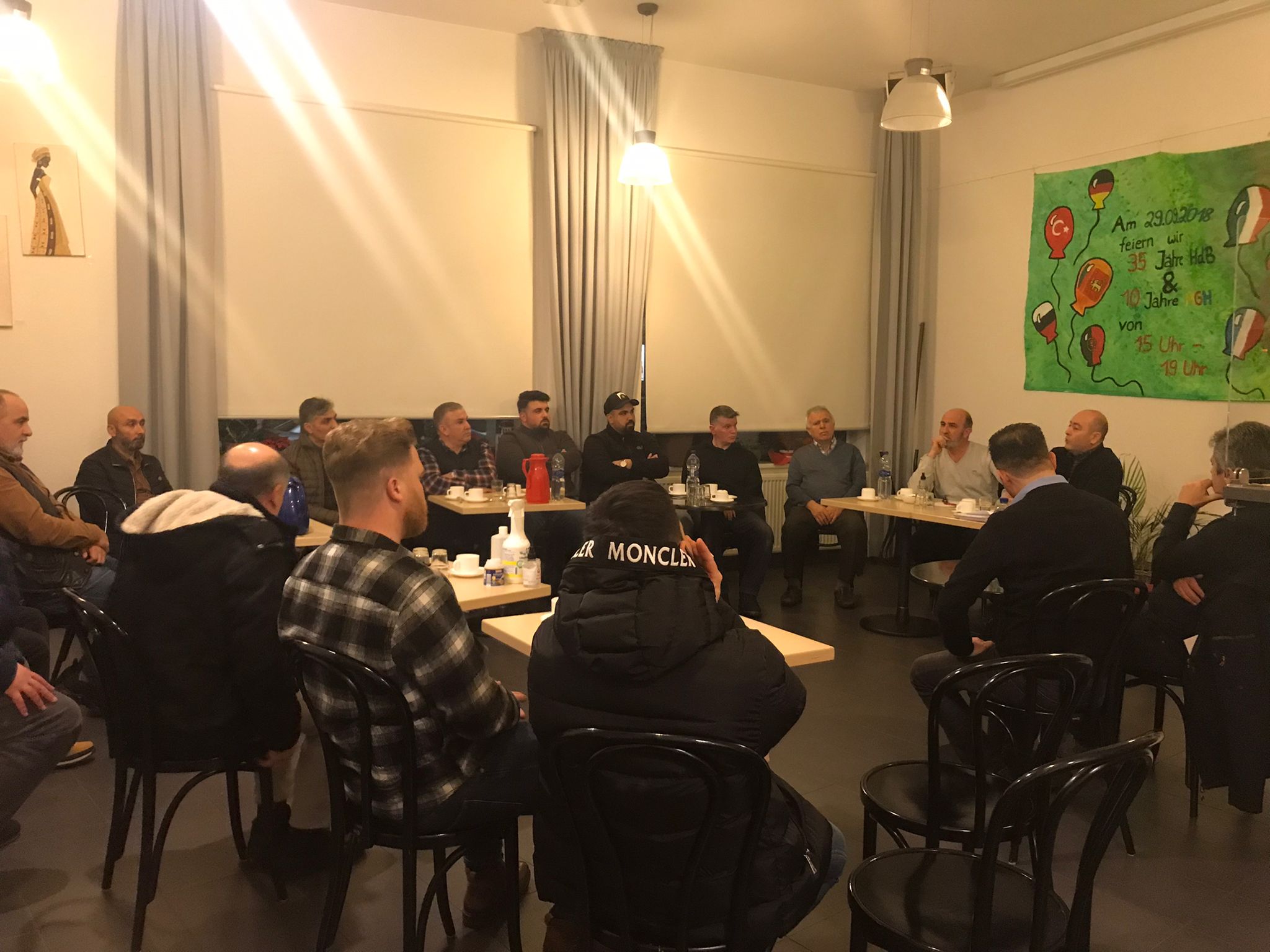 Tepeköy Derneği dün akşam genel Toplanti yaparak yeni yönetimi seçti
