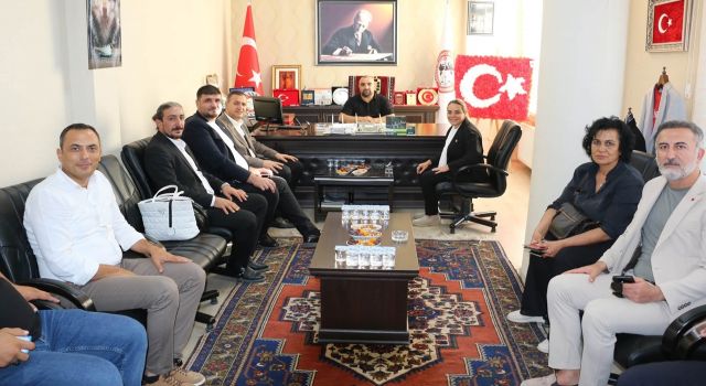 İYİ Parti’den Aksaray esnafına ziyaret 7 iyi partiden aksaray esnafina ziyaret 1789684661 8X2QvW